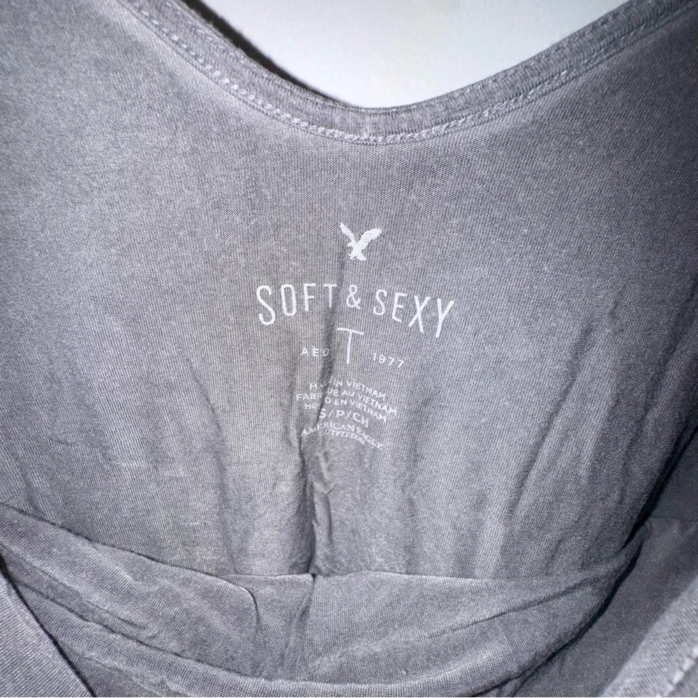 American Eagle Outfitters Women's Cold Shoulder V Neck Blouse - Picture 4 of 7